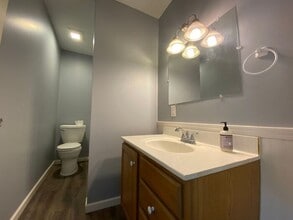 742 Broadway St in Niles, MI - Building Photo - Building Photo