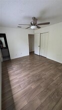 724 Downing St in New Smyrna Beach, FL - Building Photo - Building Photo