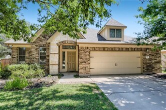 2596 Santa Barbara Loop in Round Rock, TX - Foto de edificio - Building Photo