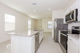 18391 Los Gabrieles Wy in Maricopa, AZ - Foto de edificio - Building Photo