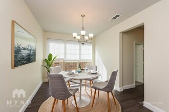 3009 Damsel Sauvage Ln in Lewisville, TX - Foto de edificio - Building Photo