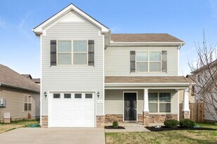 1913 Warmingfield Dr in Murfreesboro, TN - Building Photo