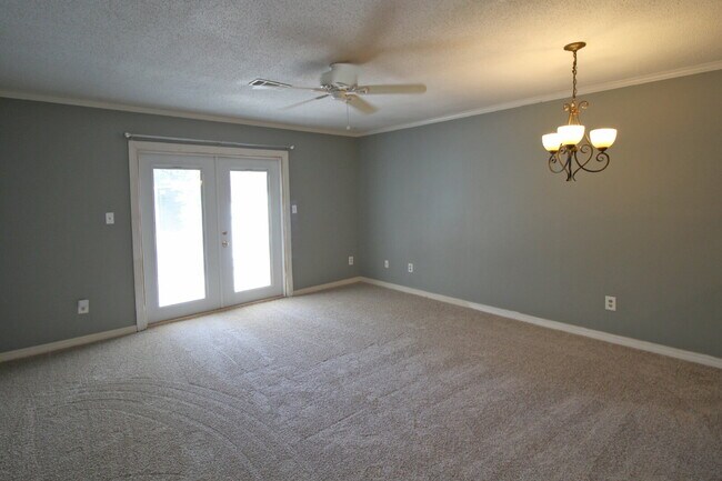 7022 Chapel St-Unit -15 in Pensacola, FL - Building Photo - Building Photo