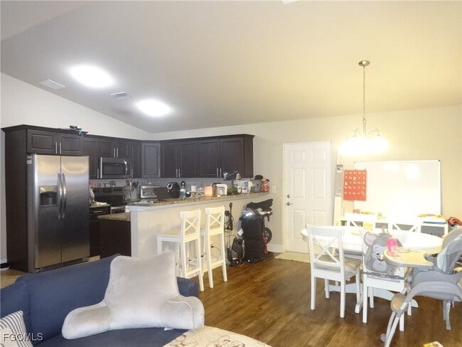 property at 1401 SW 6th Ave