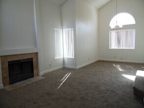 3029 Brigantine Way in Las Vegas, NV - Building Photo - Building Photo
