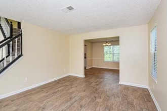 733 Trigg Lake Ct in Stone Mountain, GA - Building Photo - Building Photo