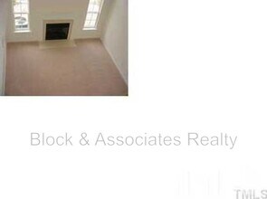 3005 Portrait Dr in Cary, NC - Building Photo - Building Photo