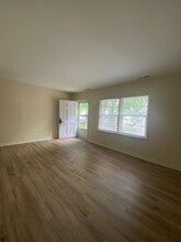 402 E Wayne St-Unit -B in Glasgow, KY - Building Photo - Building Photo