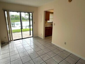4105 Inlet Cir in Greenacres, FL - Building Photo - Building Photo
