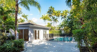 1350 Mendavia Ave in Coral Gables, FL - Building Photo
