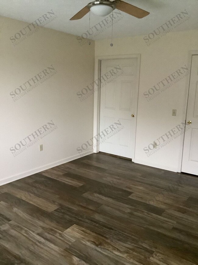 300 Trista Ln in Glasgow, KY - Building Photo - Building Photo