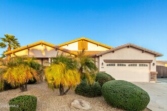 15225 N 185th Ave in Surprise, AZ - Building Photo - Building Photo