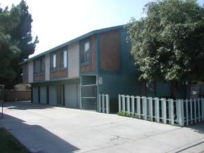 Rodaway Bay in Oxnard, CA - Foto de edificio - Building Photo