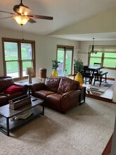 S32W31809 Squire Ct in Waukesha, WI - Foto de edificio - Building Photo