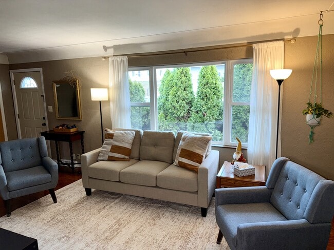 property at 541 34th St SE