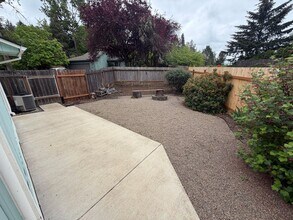 2078 NW Lance Way in Corvallis, OR - Building Photo - Building Photo