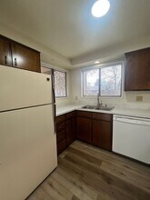 773 64th St in Springfield, OR - Building Photo - Building Photo