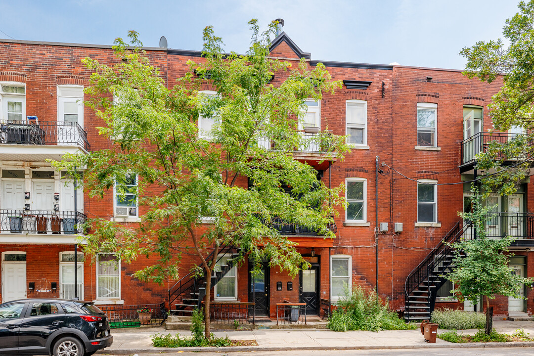 3448 Delisle Rue in Montréal, QC - Building Photo