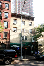 307 W 47th St in New York, NY - Building Photo - Building Photo