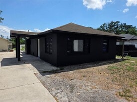 3422 W Idlewild Ave in Tampa, FL - Building Photo