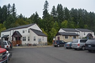 600 California Ave in Vernonia, OR - Building Photo
