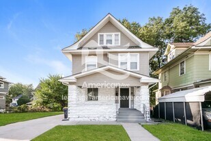 3217 E 30th St, Unit 1602 in Kansas City, MO - Building Photo