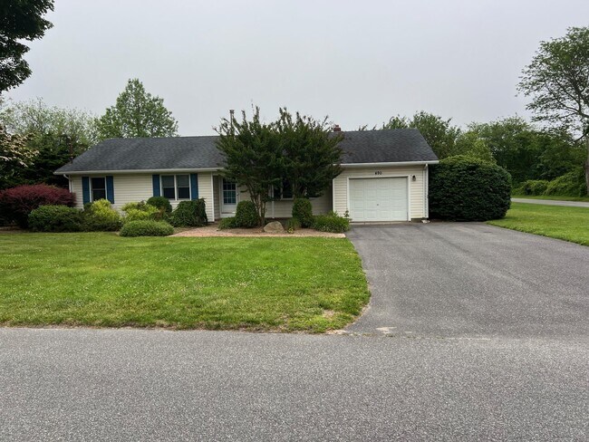 property at 490 Schoolhouse Rd