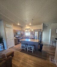 5212 Crested Hill in Pueblo, CO - Foto de edificio - Building Photo