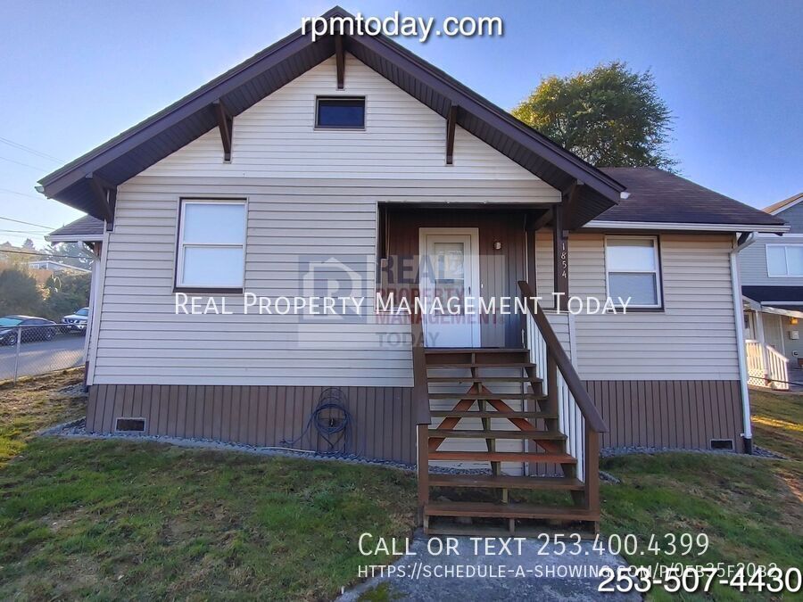 1854 E Fairbanks St in Tacoma, WA - Building Photo
