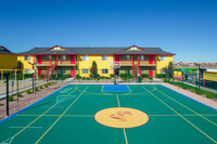 Golden Sands Apartments in Victorville, CA - Foto de edificio - Building Photo