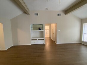 3706 Hill Springs Dr in Houston, TX - Building Photo - Building Photo