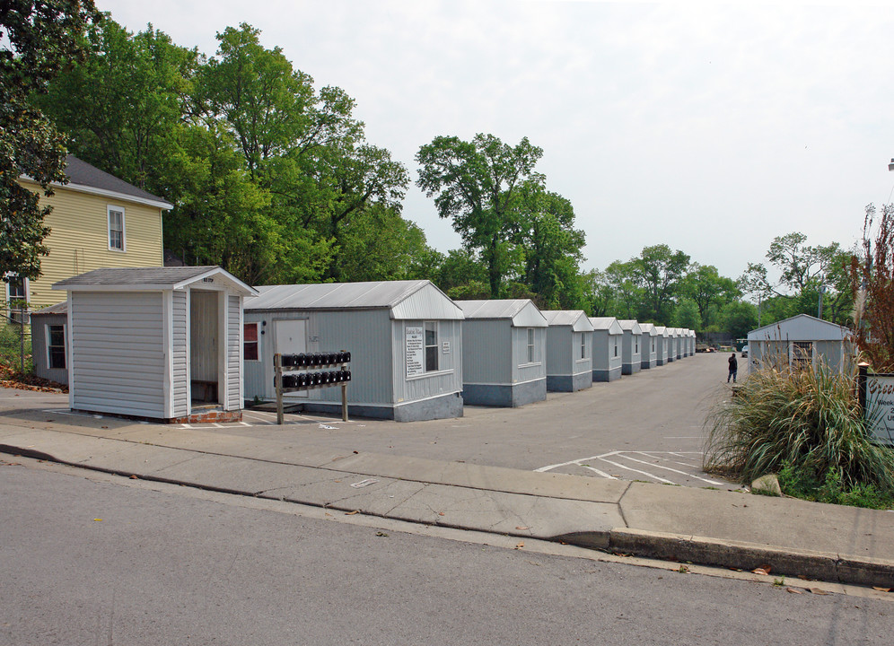 1013 School St in Columbia, TN - Building Photo