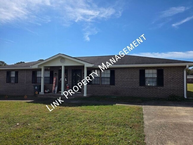 property at 5004 N Moore Ln