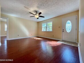 3804 Brandywine Dr in New Bern, NC - Foto de edificio - Building Photo
