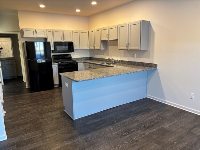 2727 Blue Field Dr in York, PA - Building Photo - Building Photo
