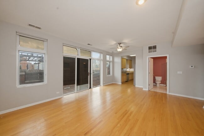 2860 N Orchard St in Chicago, IL - Building Photo - Building Photo