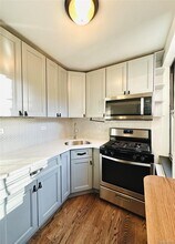 52-25 39th Rd in Queens, NY - Building Photo - Building Photo