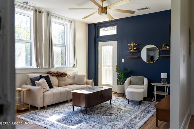 1135 S 1st St in Louisville, KY - Building Photo - Building Photo