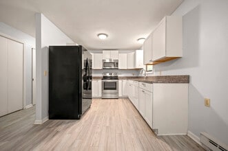 24 Canter Ct in Horse Shoe, NC - Building Photo - Building Photo