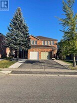 169 Willow Park Dr in Brampton, ON - Building Photo
