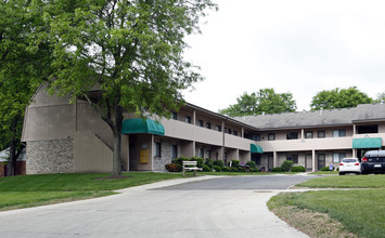 Garden Ridge in Toledo, OH - Building Photo - Building Photo