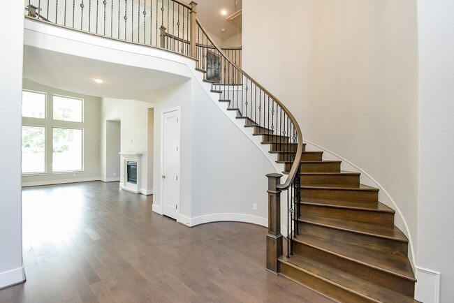 property at 86 S Waterbridge Dr