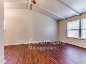 2633 SW 68th St in Oklahoma City, OK - Building Photo - Building Photo