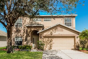 110 Smokey Hill Ave in Ruskin, FL - Building Photo