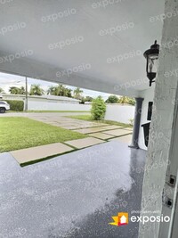 2121 Bahama Dr in Miramar, FL - Building Photo - Building Photo