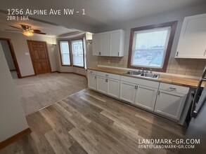 1256 Alpine Ave NW in Grand Rapids, MI - Building Photo - Building Photo