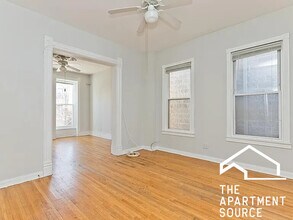 858 N Paulina St, Unit 2 in Chicago, IL - Foto de edificio - Building Photo