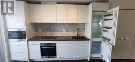 21-3421 Widmer St in Toronto, ON - Building Photo - Building Photo