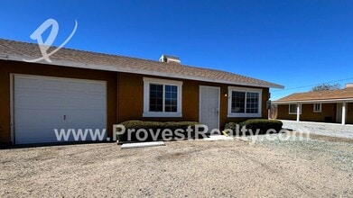 12769 Kiowa Rd in Apple Valley, CA - Building Photo - Building Photo
