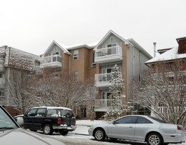 526 18th Ave SW in Calgary, AB - Building Photo